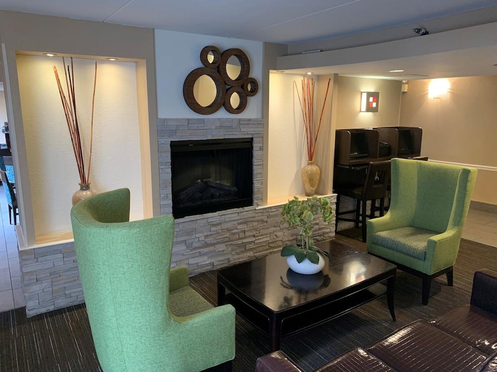 Comfort Inn & Suites East Hartford - Hartford Buitenkant foto