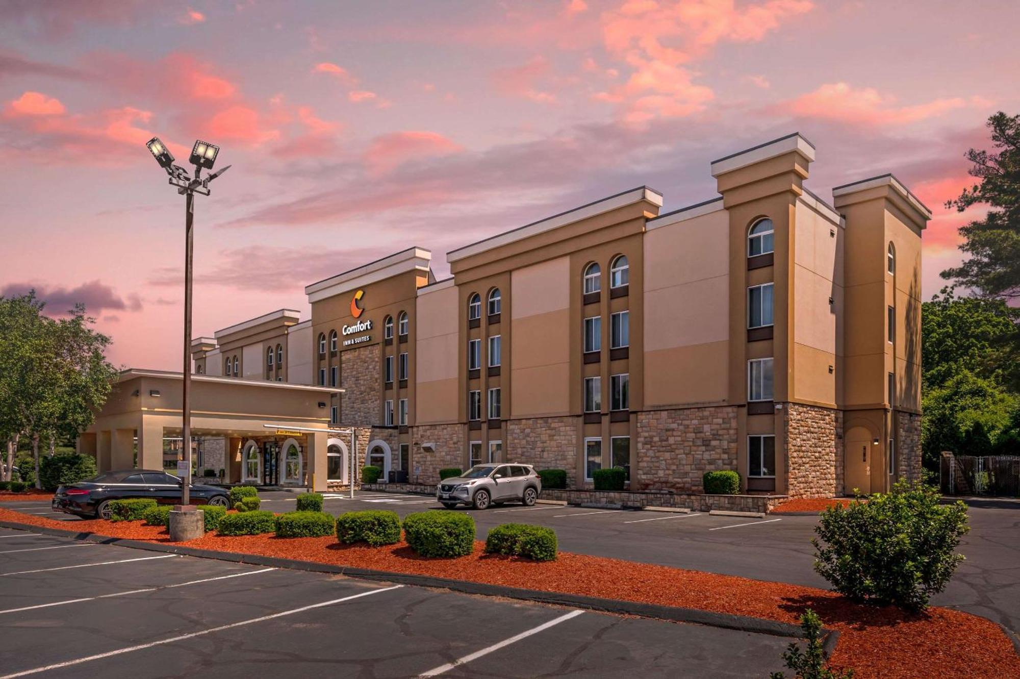 Comfort Inn & Suites East Hartford - Hartford Buitenkant foto