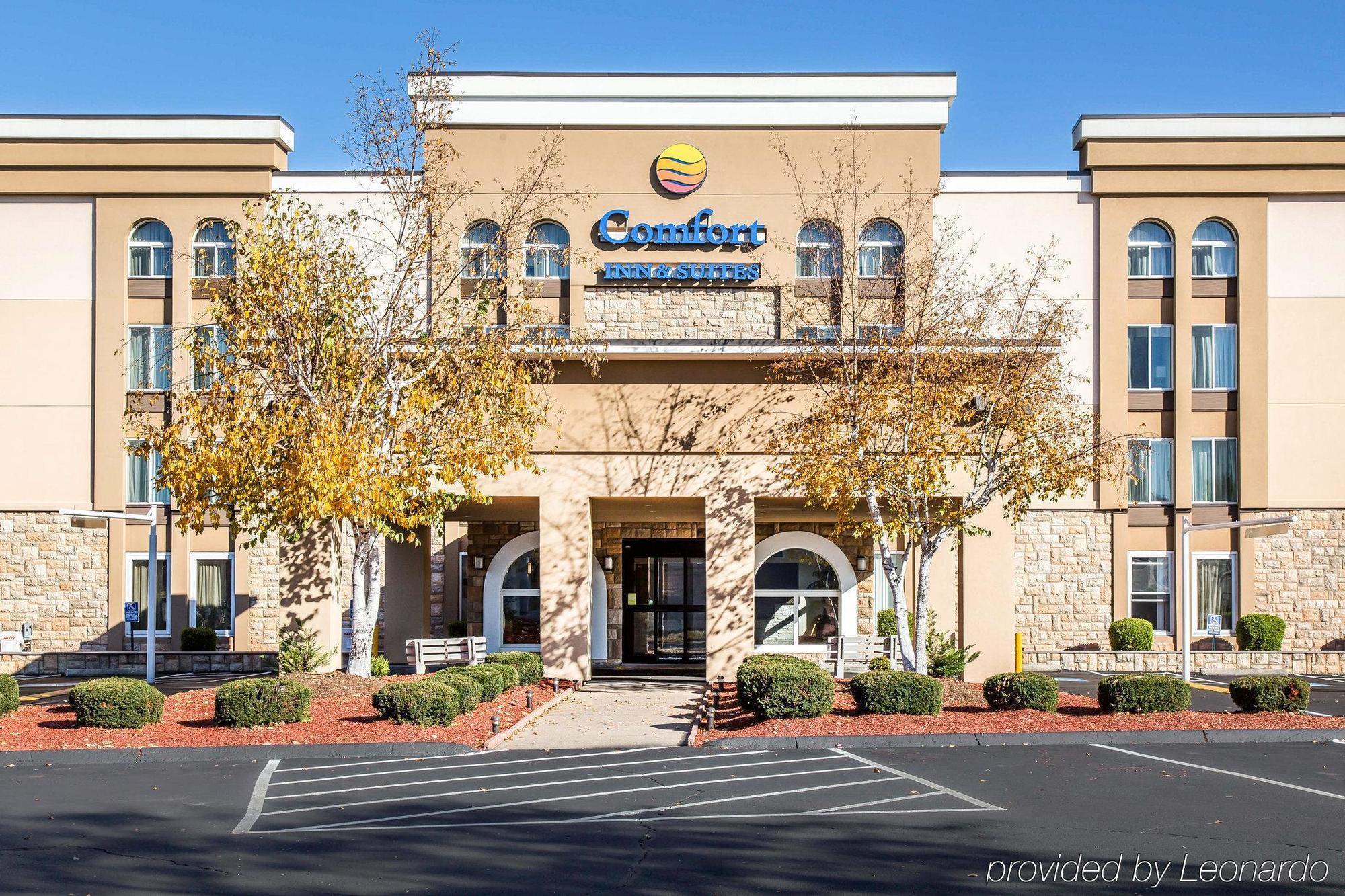 Comfort Inn & Suites East Hartford - Hartford Buitenkant foto