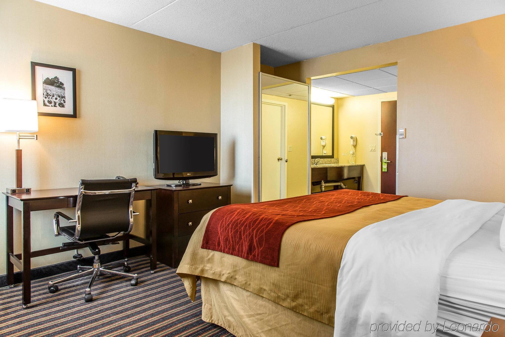 Comfort Inn & Suites East Hartford - Hartford Buitenkant foto