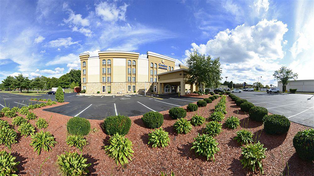 Comfort Inn & Suites East Hartford - Hartford Buitenkant foto